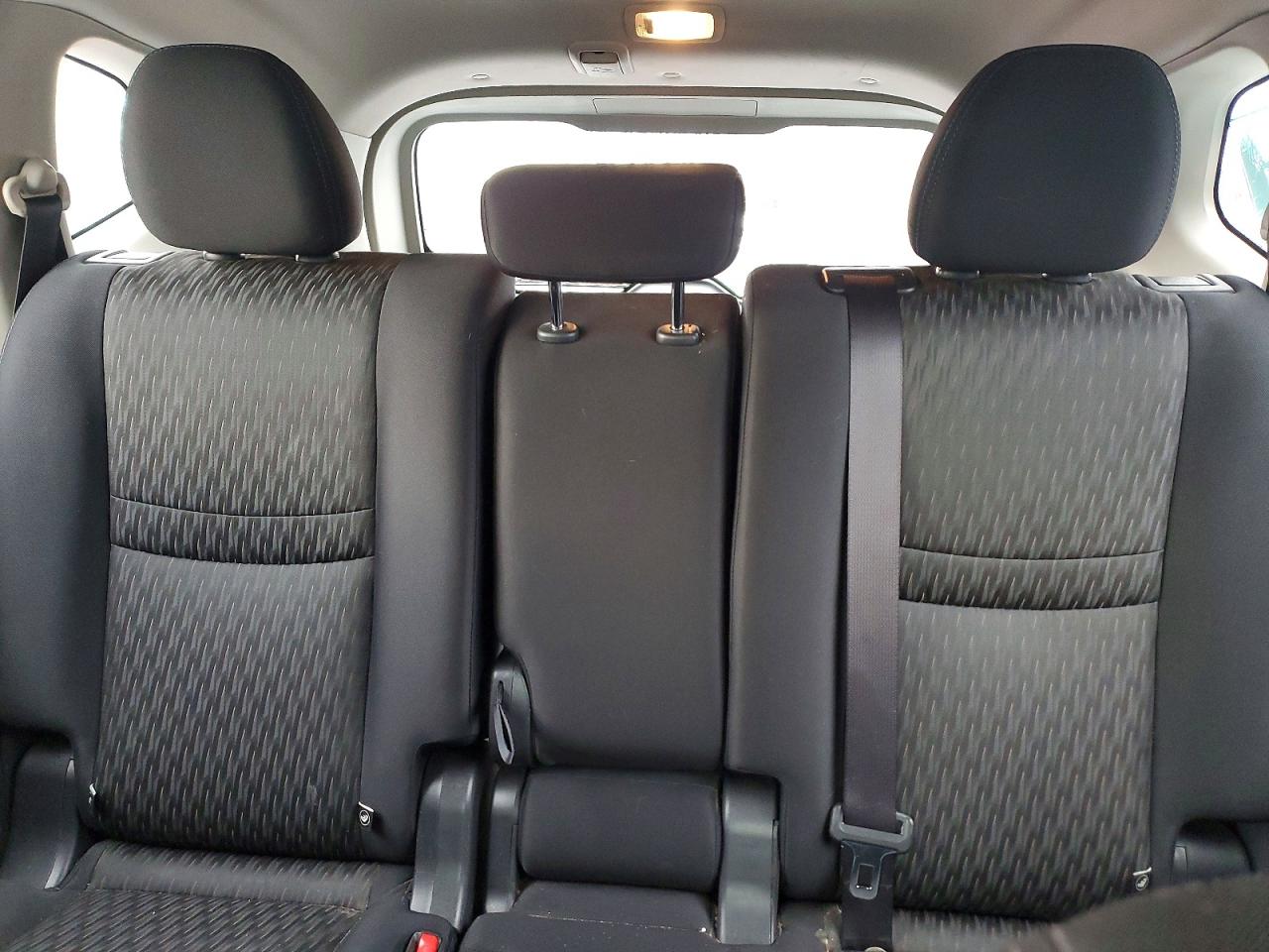 2017 NISSAN ROGUE S photo 10
