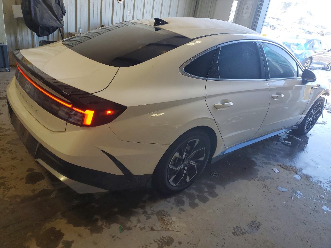 2024 HYUNDAI SONATA SEL photo 5