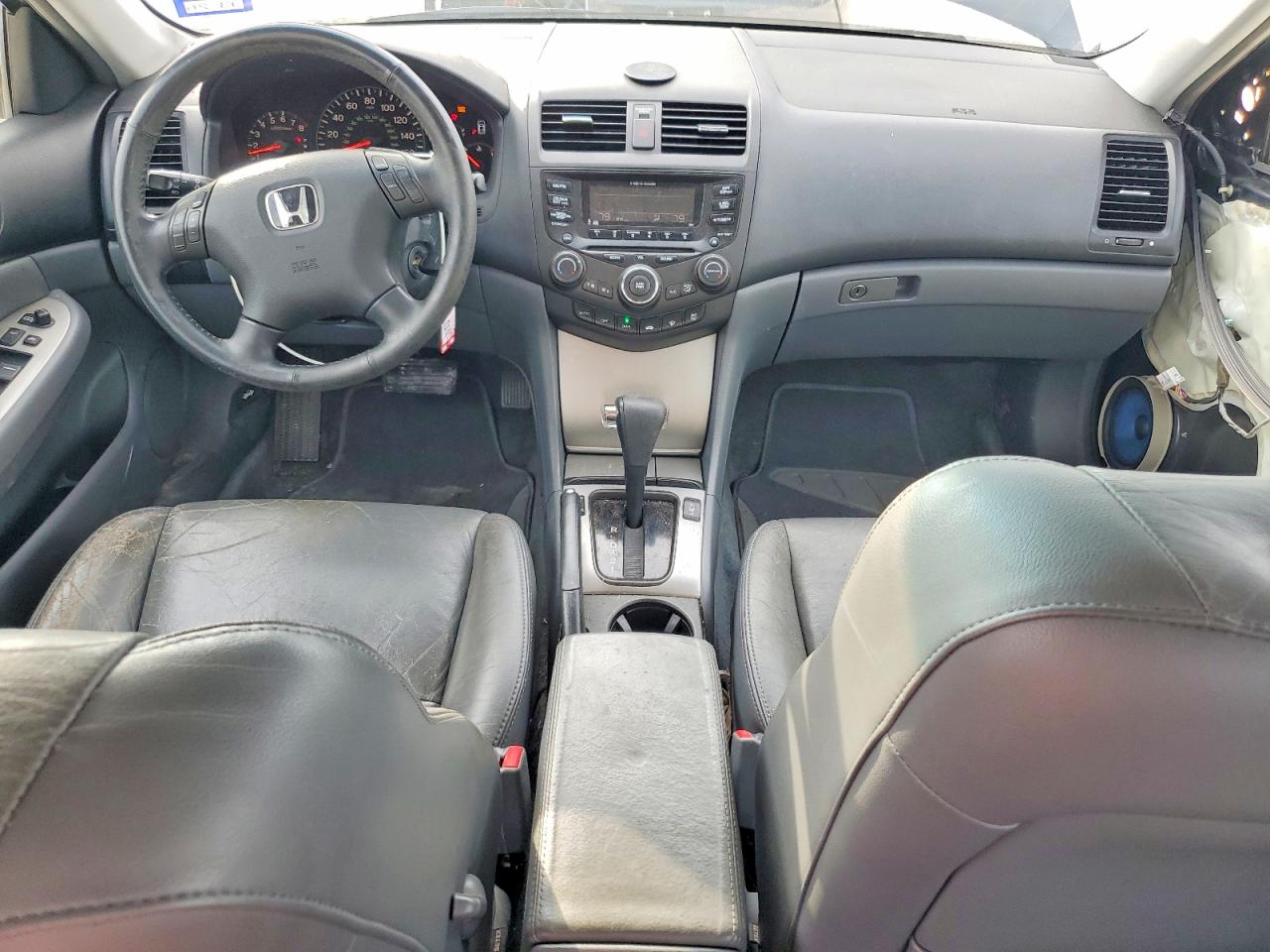 2004 HONDA ACCORD EX photo 8
