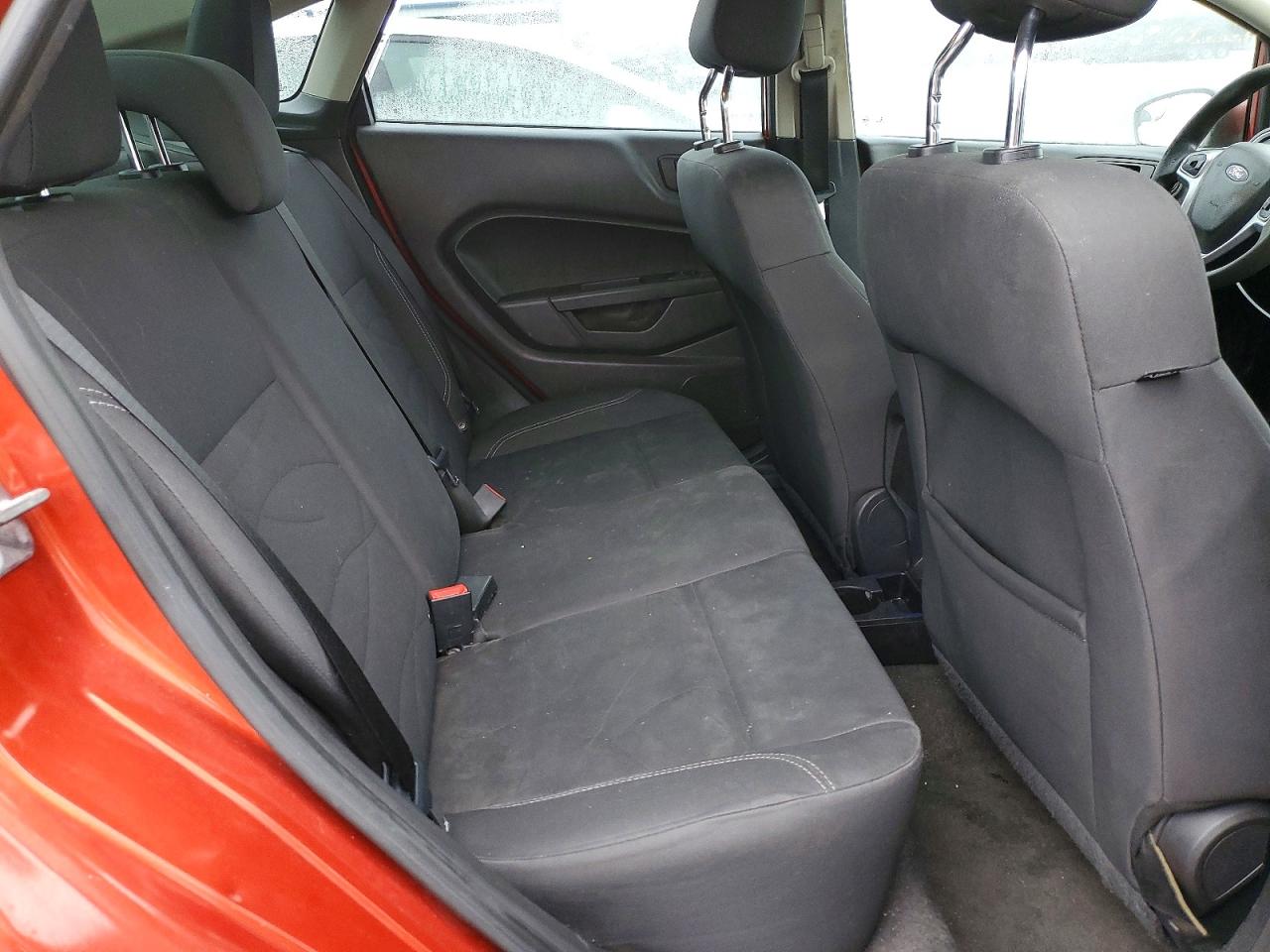 2018 FORD FIESTA SE photo 10