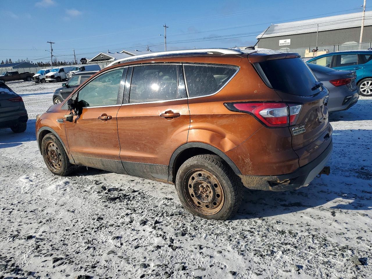 2017 FORD ESCAPE TITANIUM photo 2