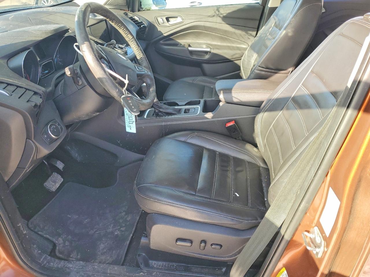 2017 FORD ESCAPE TITANIUM photo 7