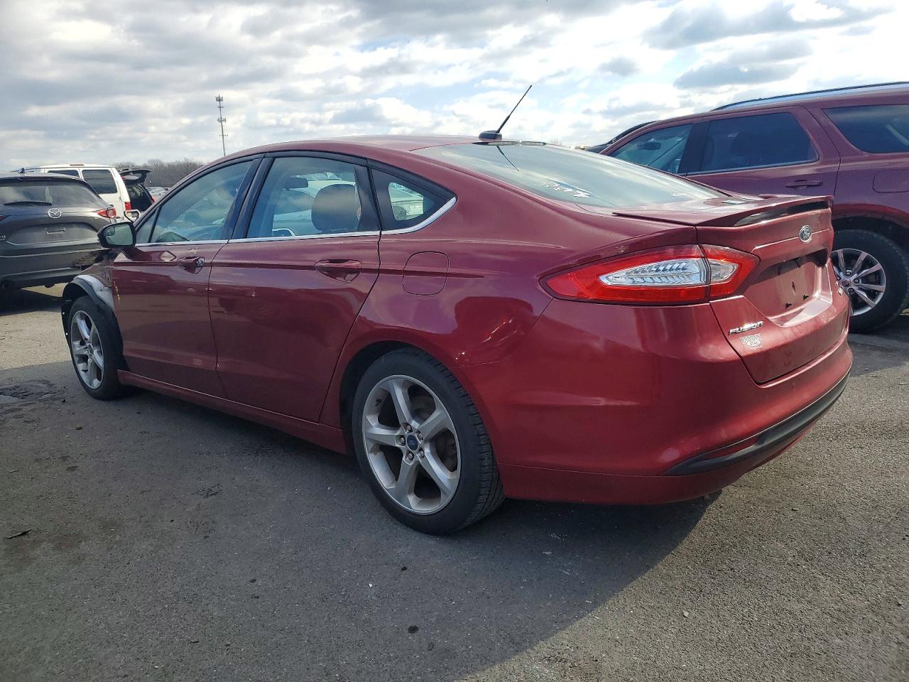 2016 FORD FUSION SE photo 2