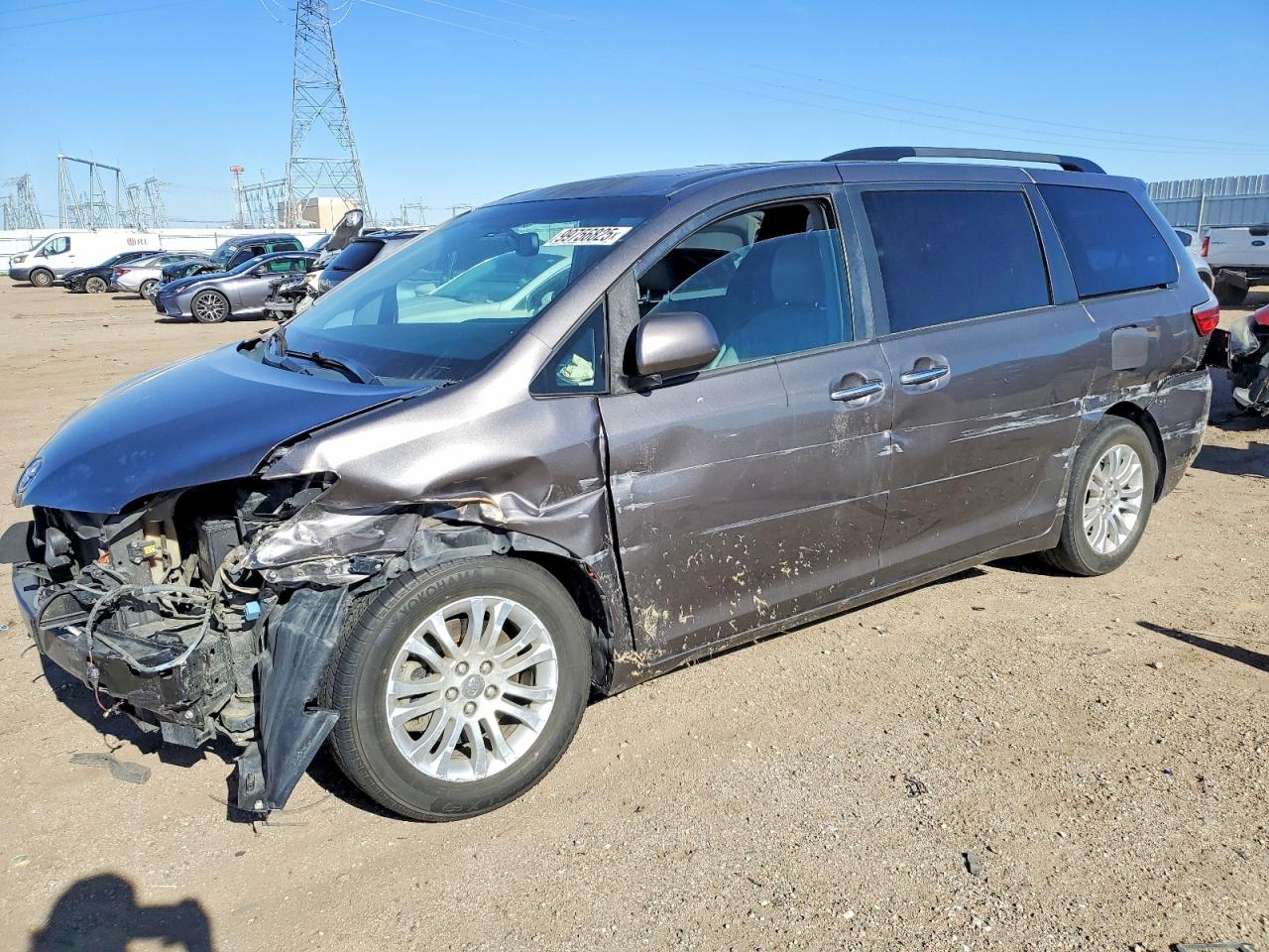 2015 TOYOTA SIENNA
