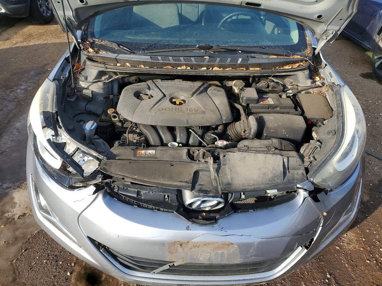 2016 HYUNDAI ELANTRA photo 11