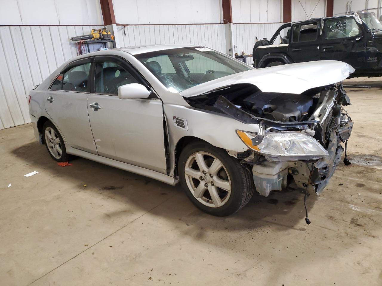 2009 TOYOTA CAMRY SE photo 4