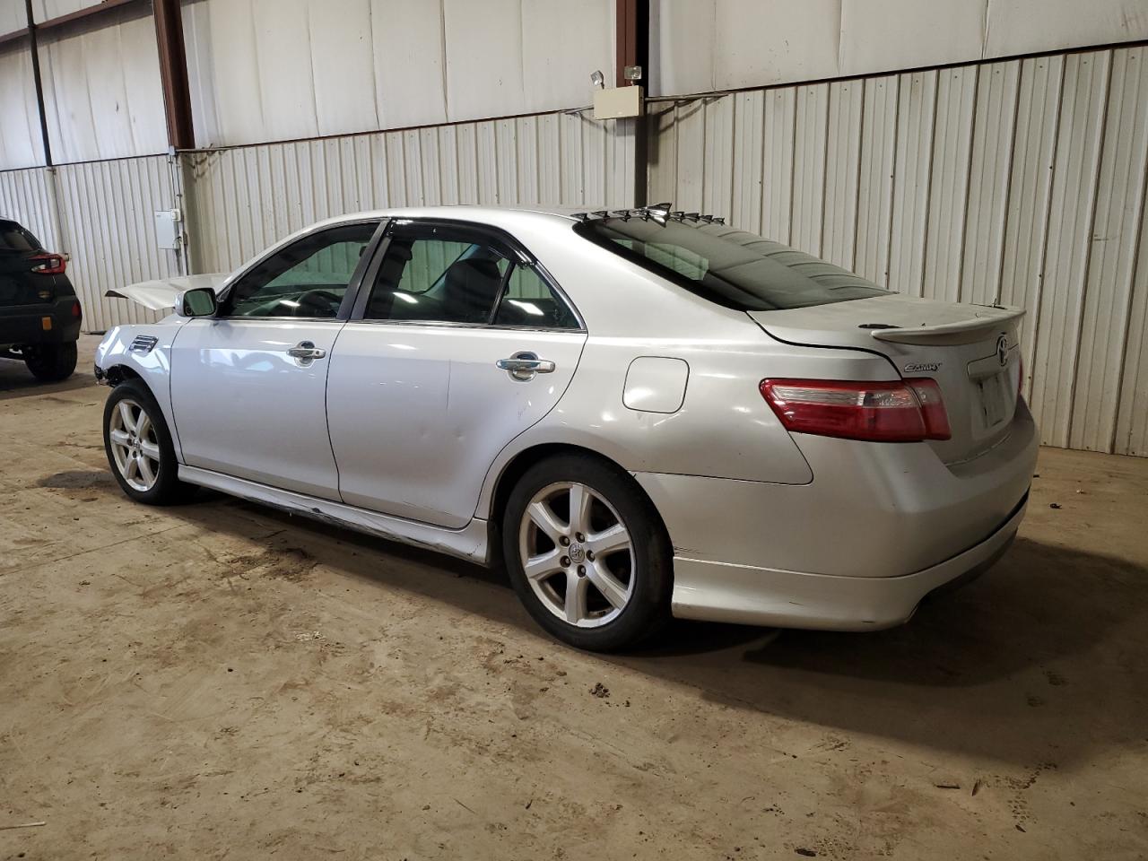 2009 TOYOTA CAMRY SE photo 2