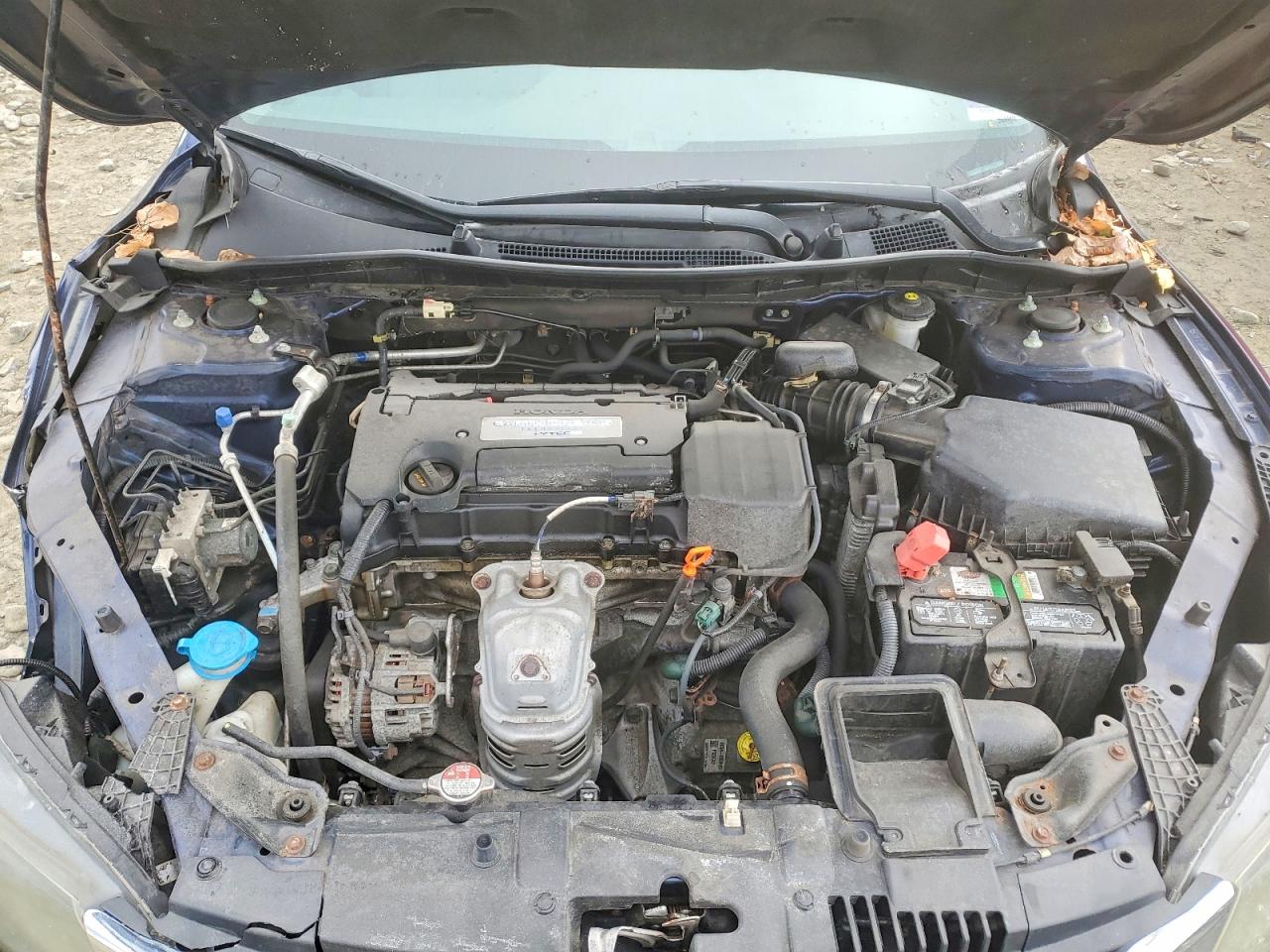 2015 HONDA ACCORD LX photo 11