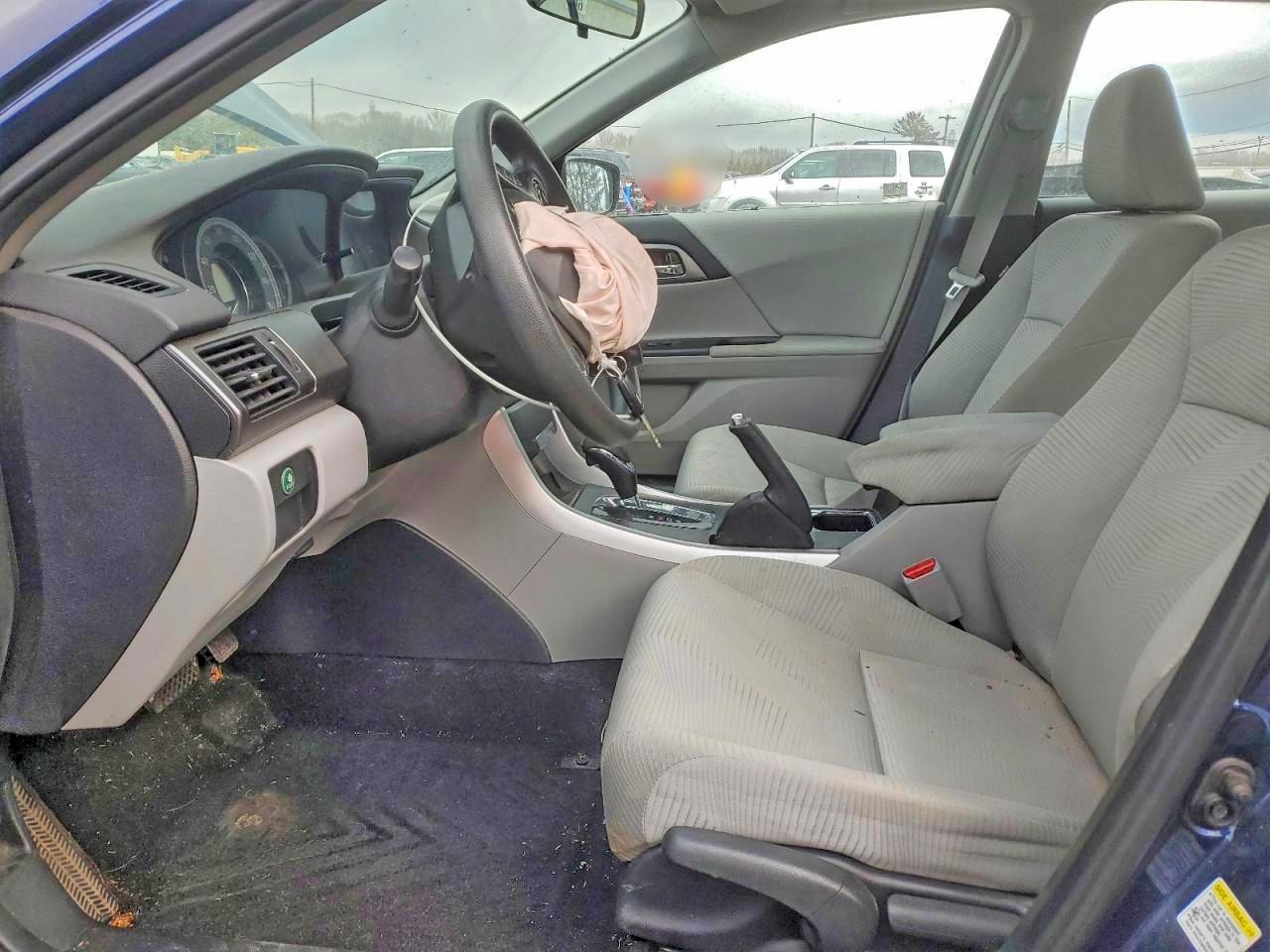 2015 HONDA ACCORD LX photo 7