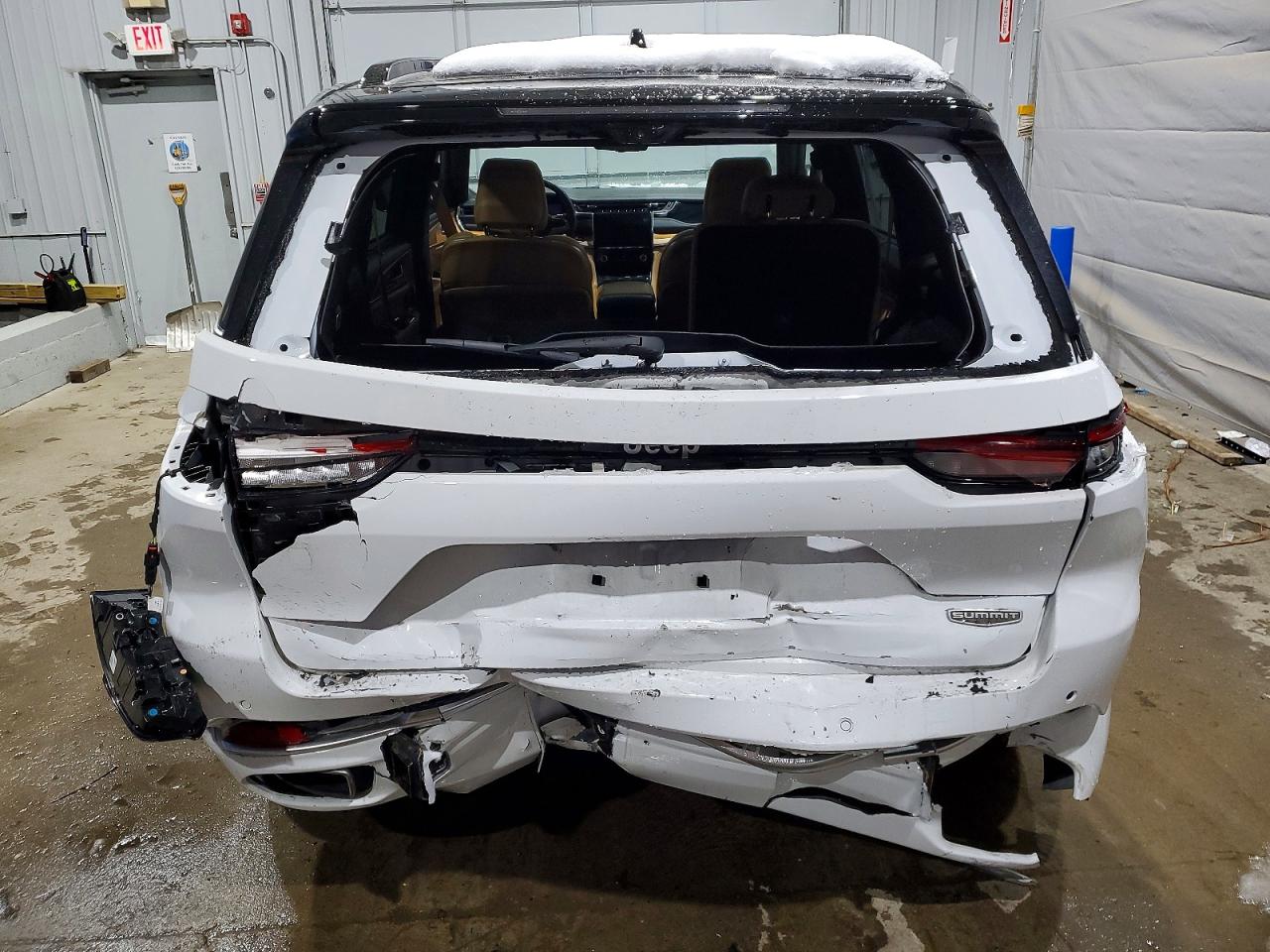 2024 JEEP GRAND CHEROKEE SUMMIT photo 6
