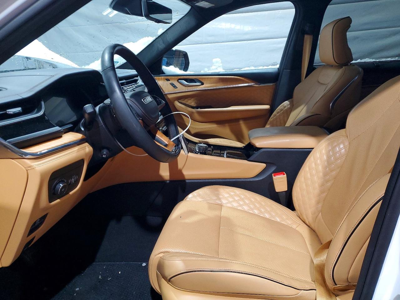 2024 JEEP GRAND CHEROKEE SUMMIT photo 7