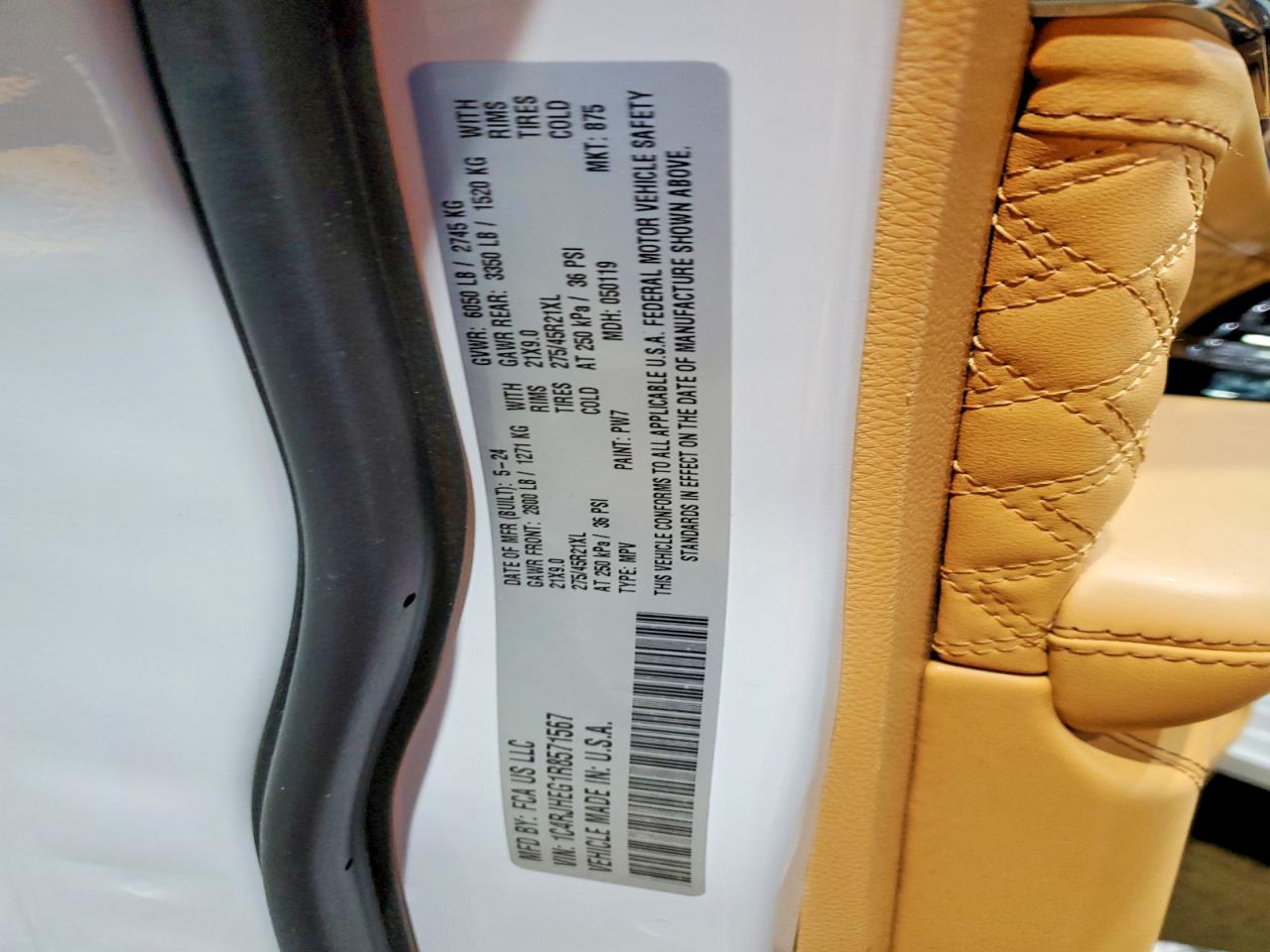 2024 JEEP GRAND CHEROKEE SUMMIT photo 13