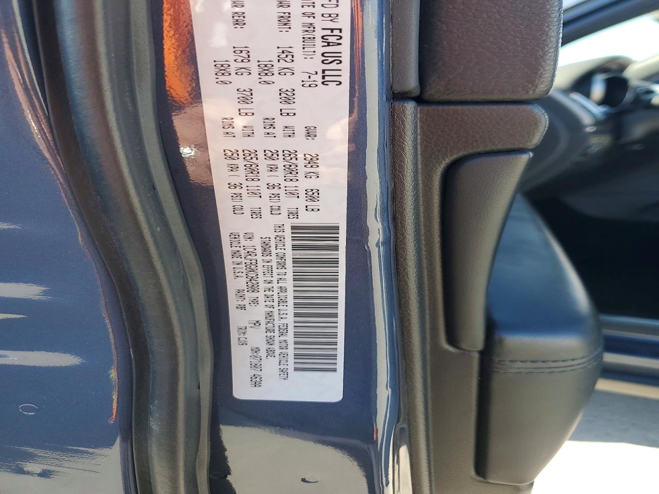 2019 JEEP GRAND CHEROKEE LIMITED photo 12