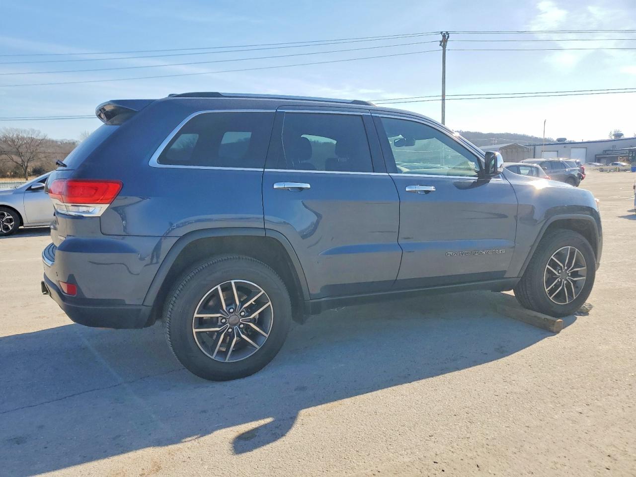 2019 JEEP GRAND CHEROKEE LIMITED photo 3