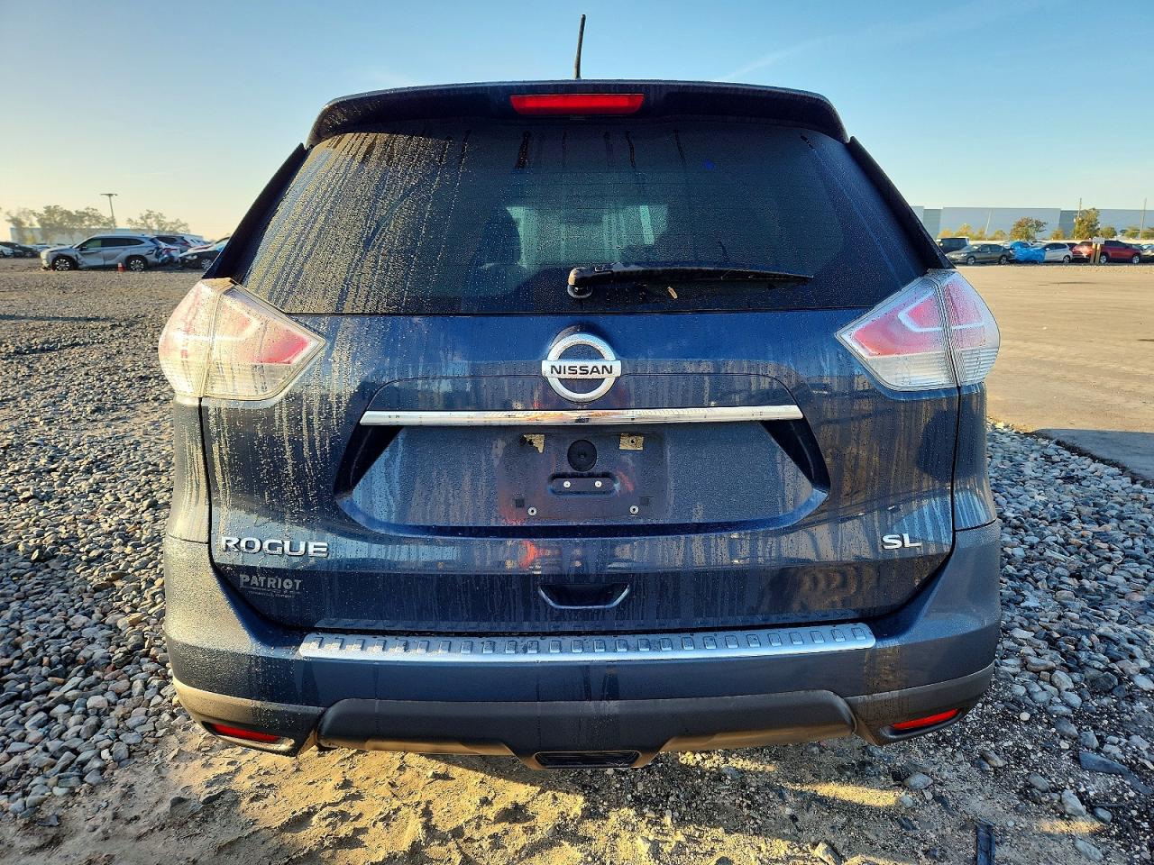2016 NISSAN ROGUE S photo 6
