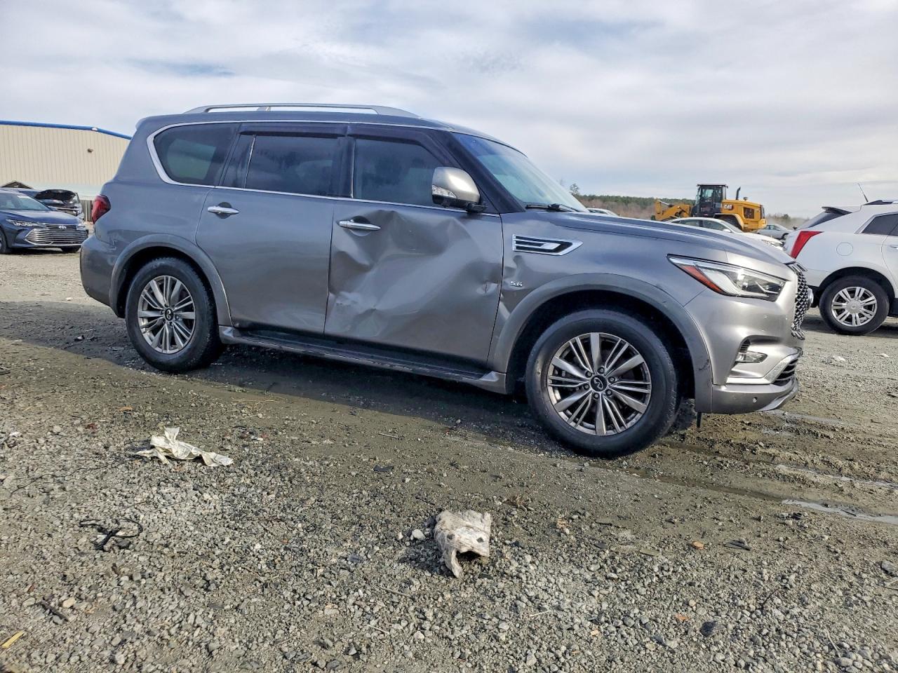2018 INFINITI QX80 BASE photo 7