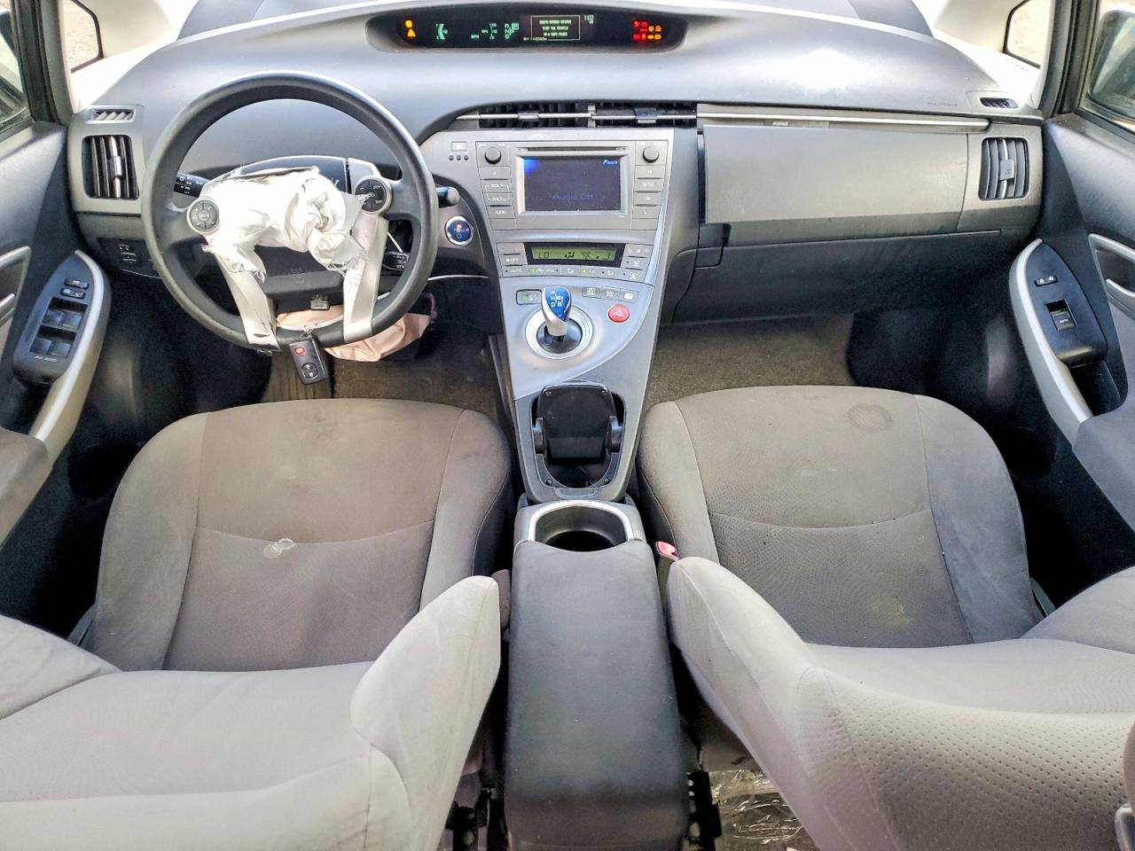 2013 TOYOTA PRIUS photo 22