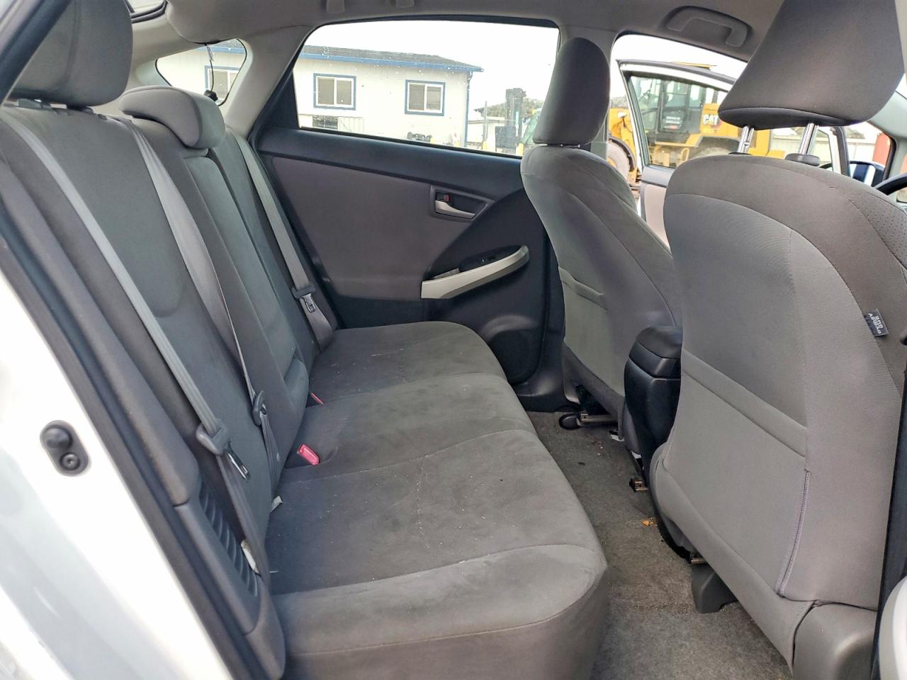 2013 TOYOTA PRIUS photo 28