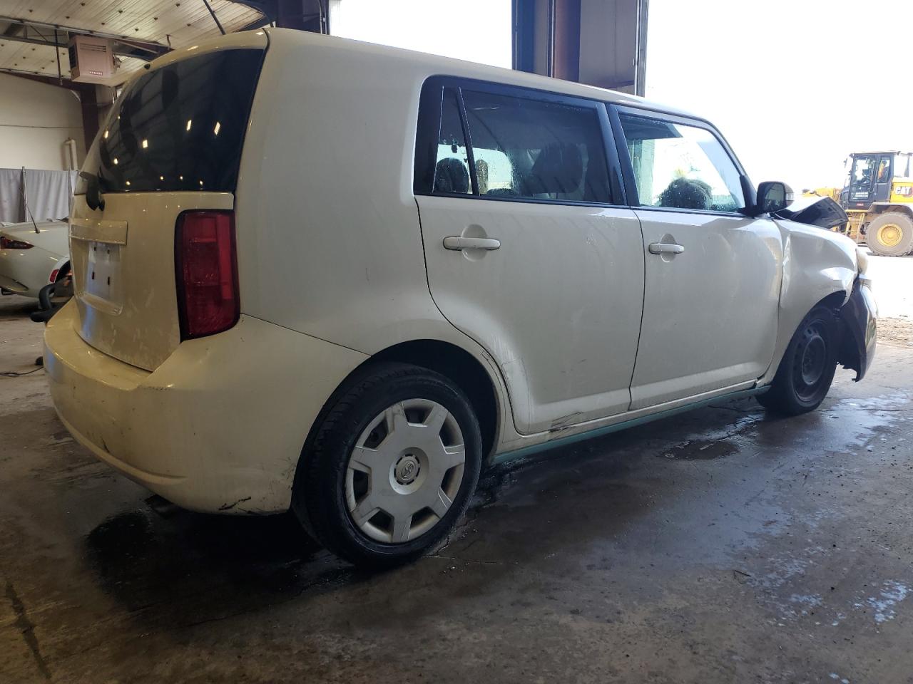 2009 TOYOTA SCION XB photo 3