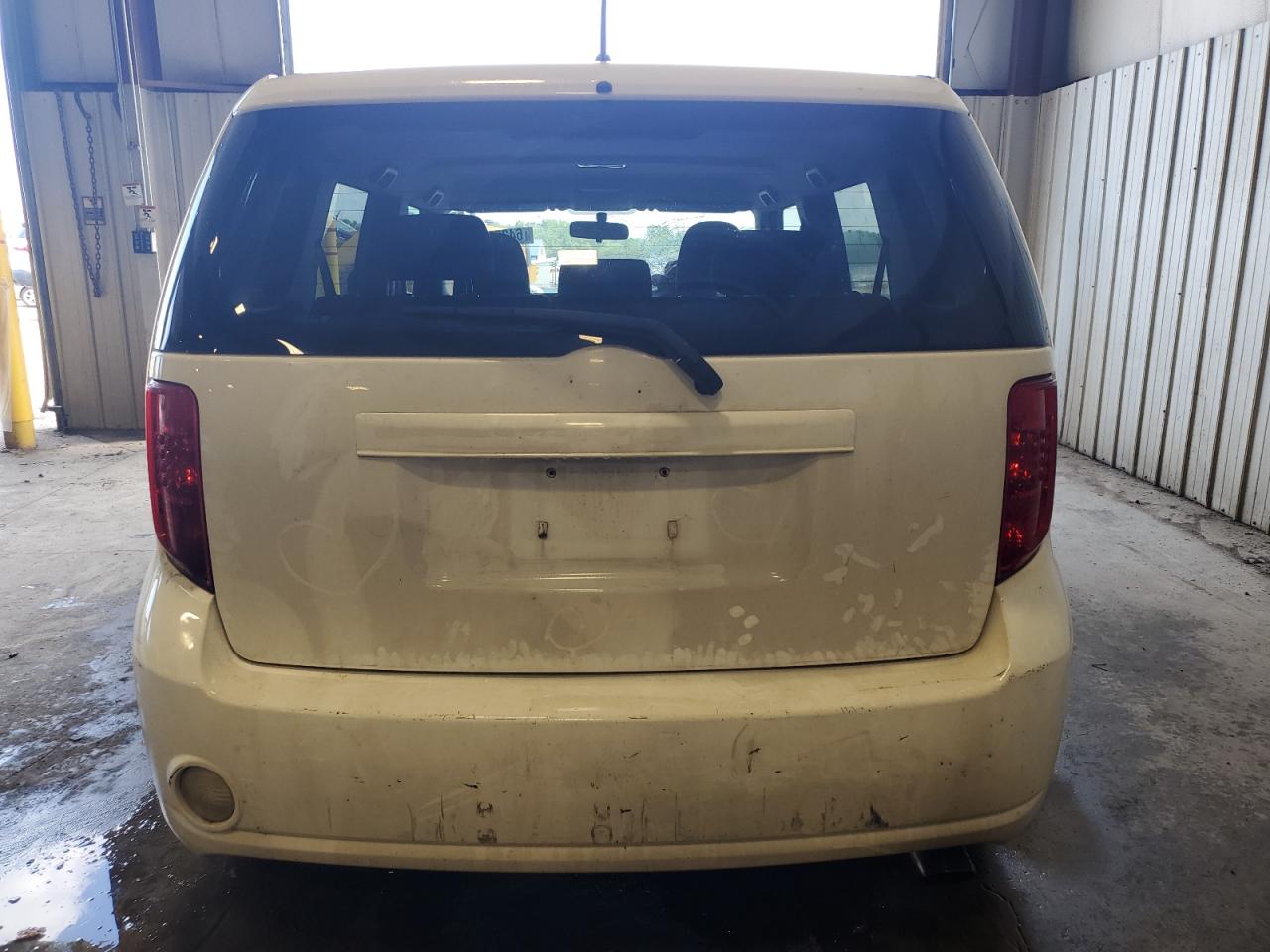 2009 TOYOTA SCION XB photo 6