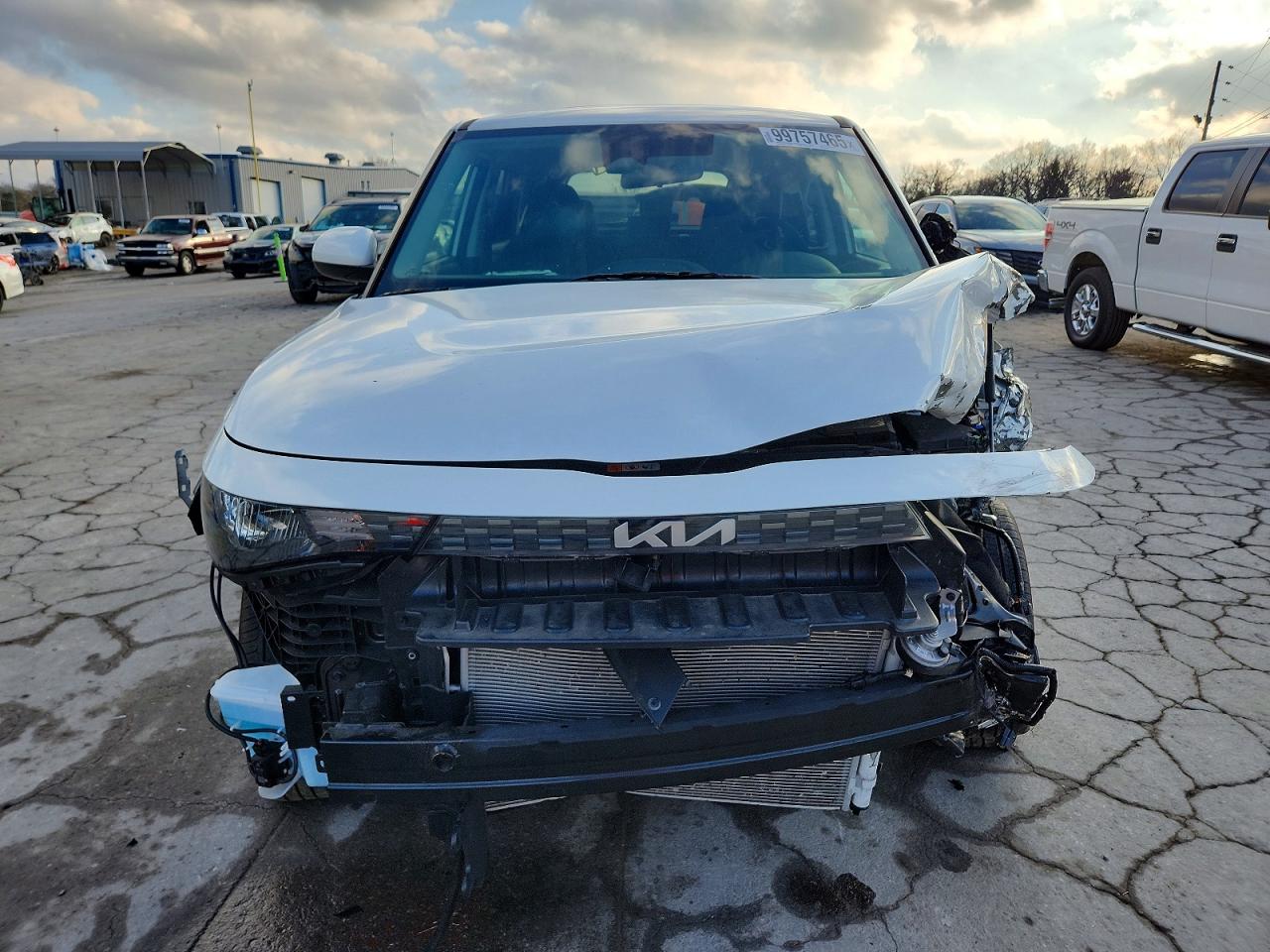 2024 KIA SOUL LX photo 9