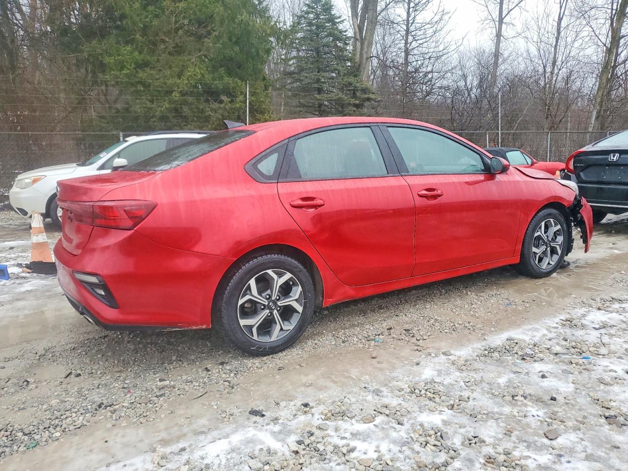 2021 KIA FORTE FE photo 3