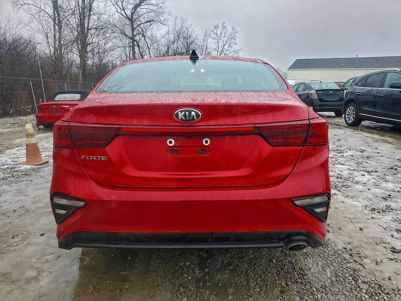 2021 KIA FORTE FE photo 6