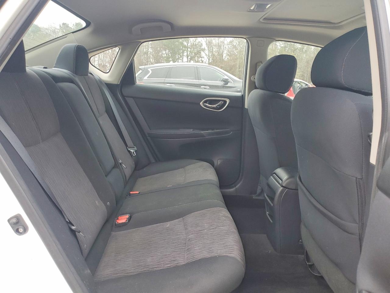 2015 NISSAN SENTRA S photo 10