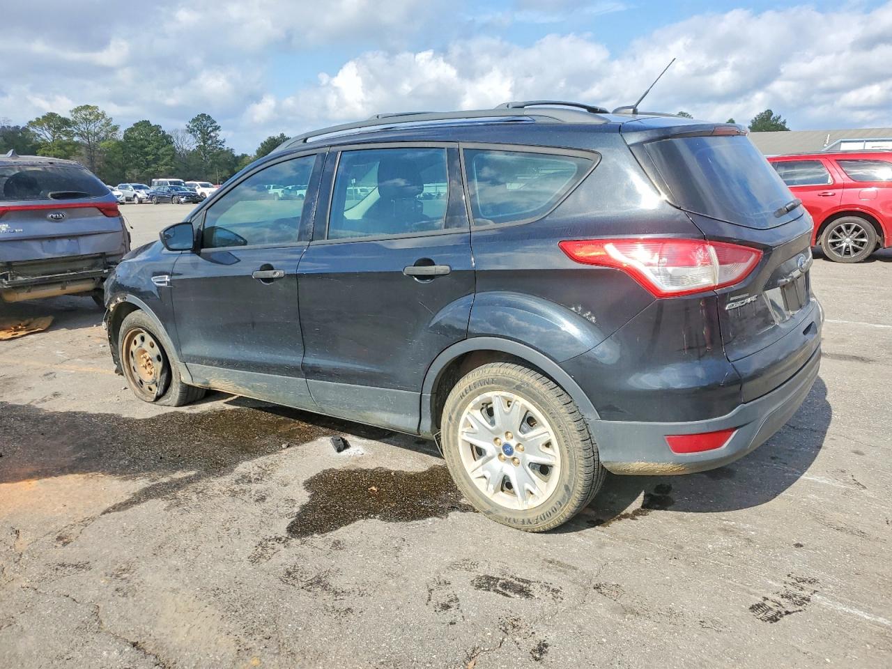 2015 FORD ESCAPE S photo 2