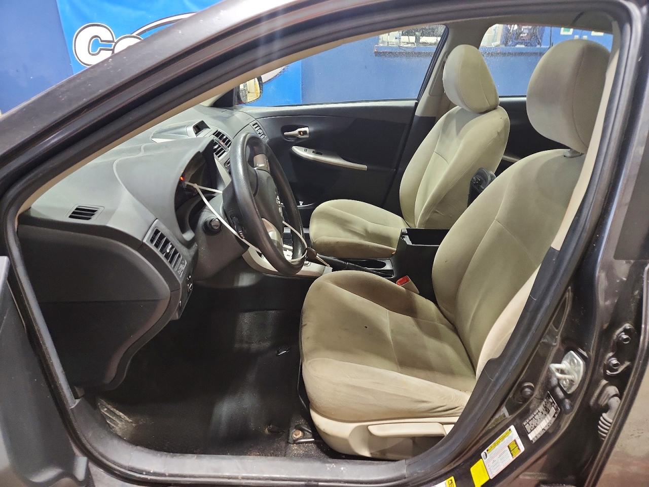 2013 TOYOTA COROLLA BASE photo 7