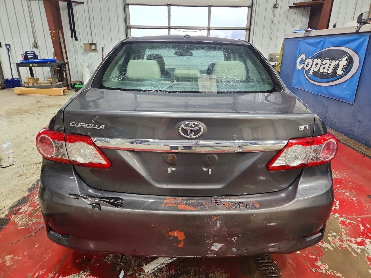 2013 TOYOTA COROLLA BASE photo 6