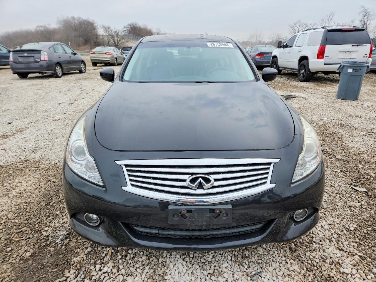 2013 INFINITI G37 photo 5