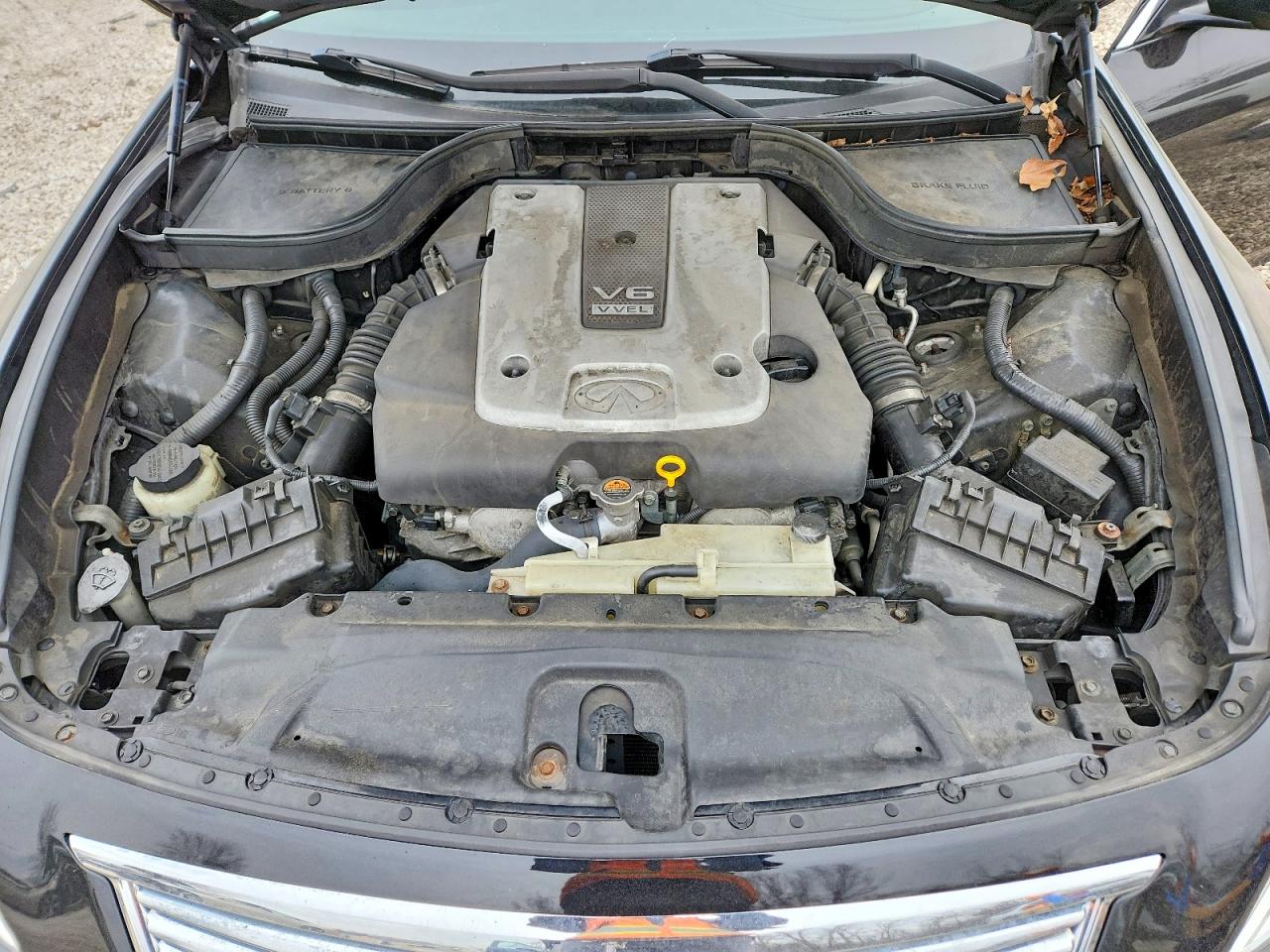 2013 INFINITI G37 photo 11