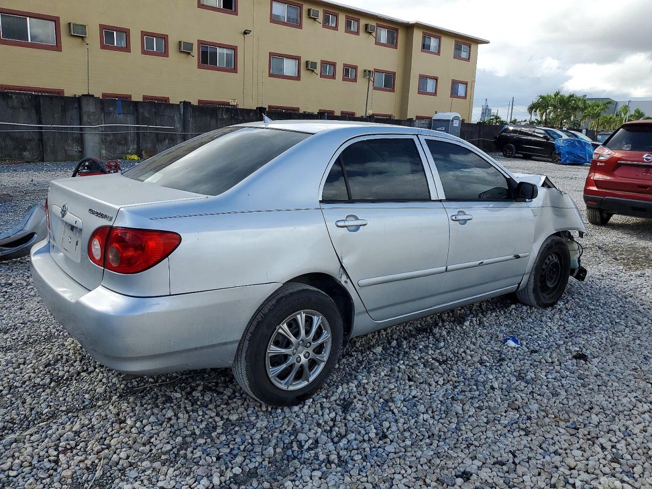 2007 TOYOTA COROLLA CE photo 3