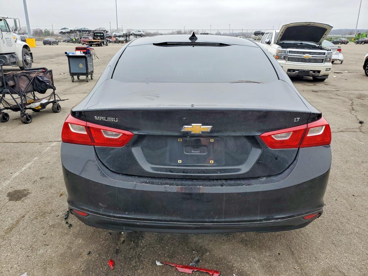 2018 CHEVROLET MALIBU LT photo 6