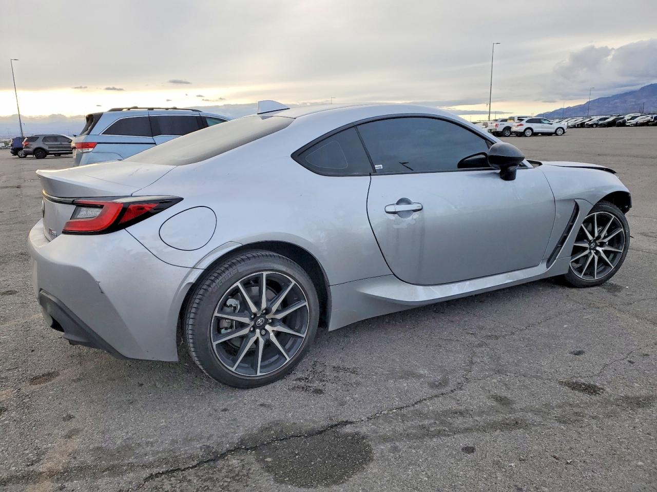2023 TOYOTA GR 86 photo 3