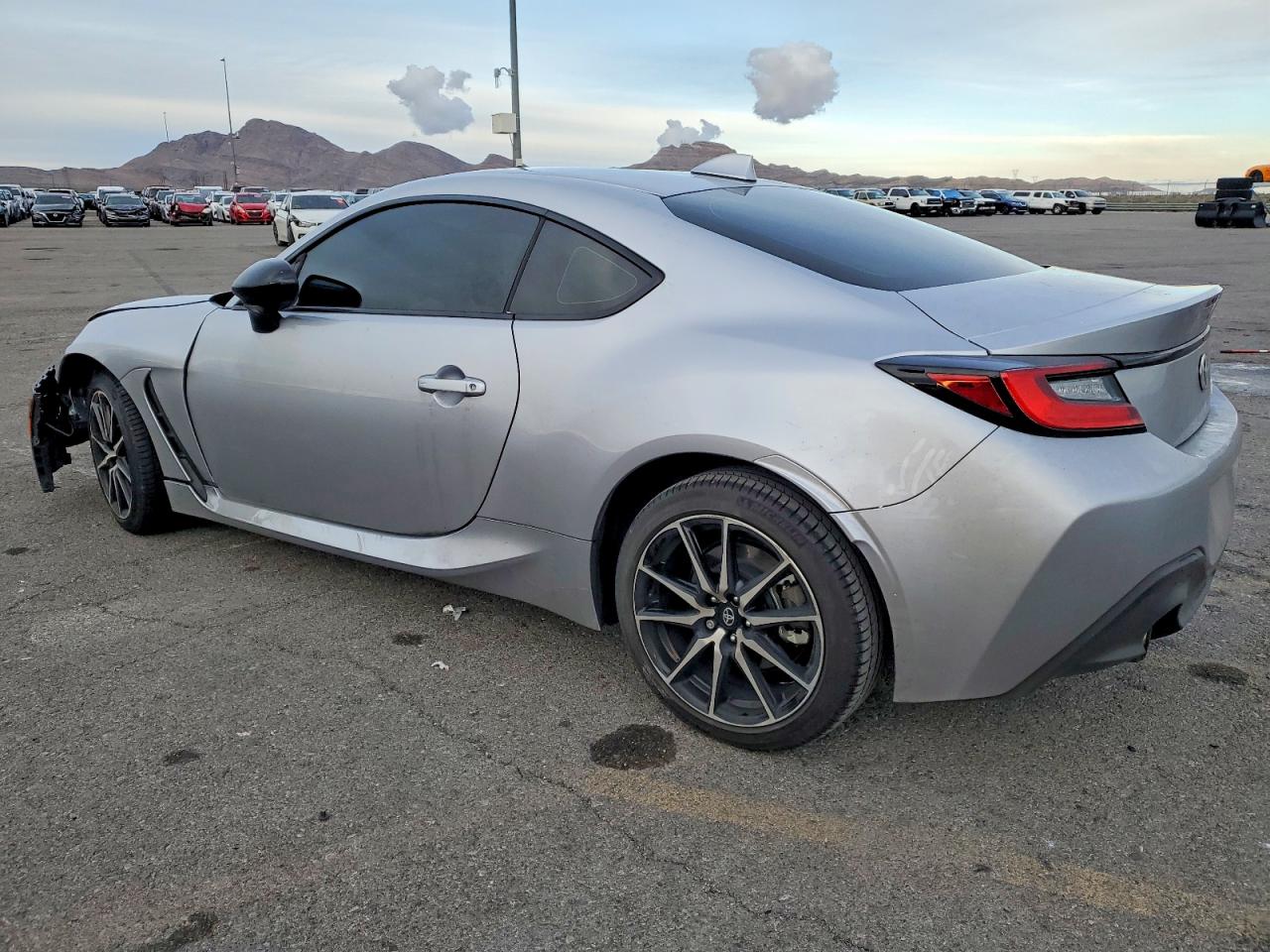 2023 TOYOTA GR 86 photo 2