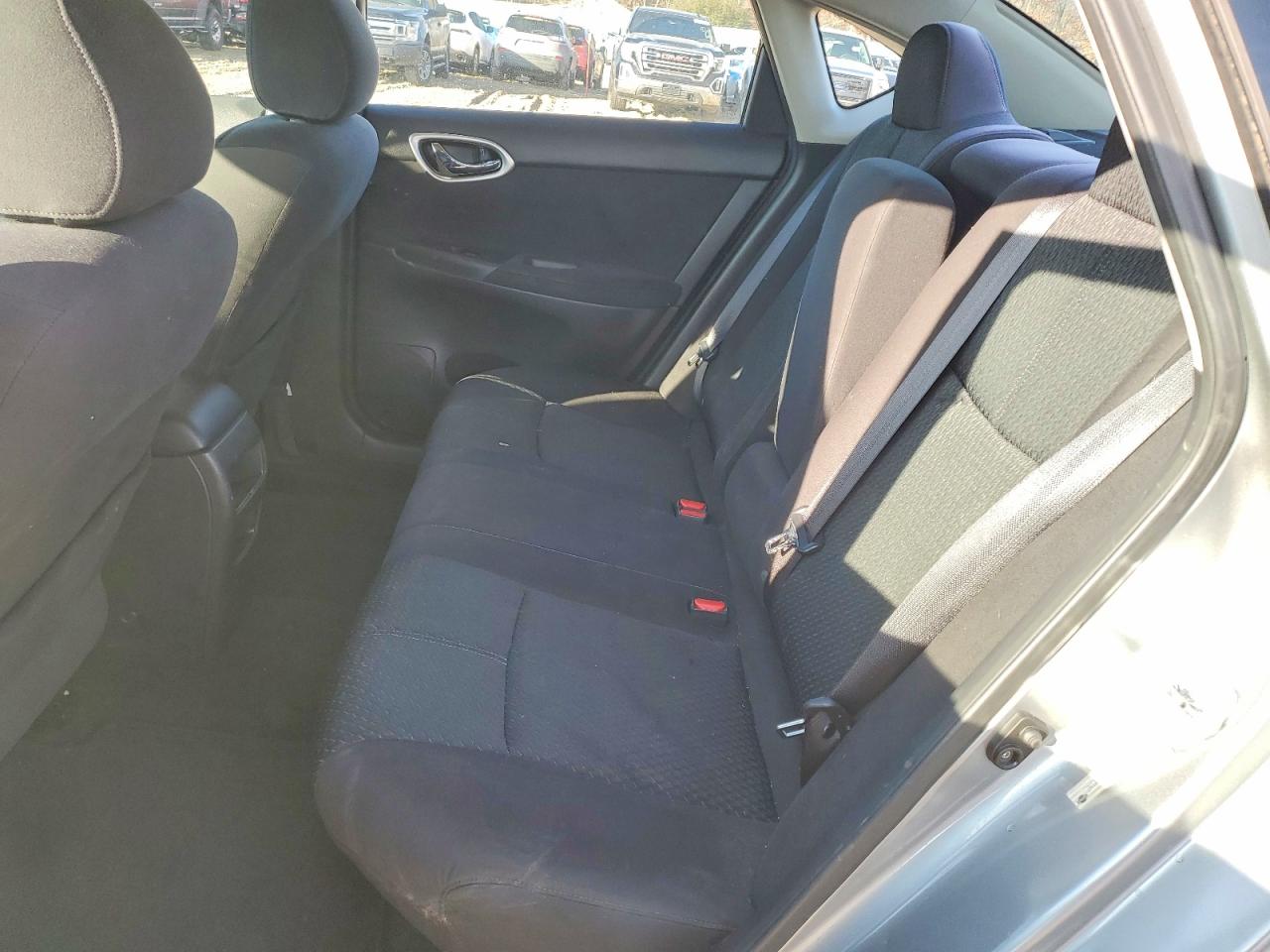 2013 NISSAN SENTRA S photo 10