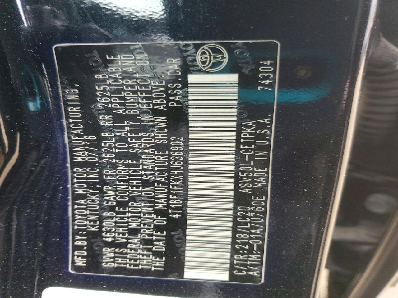 2017 TOYOTA CAMRY LE photo 12