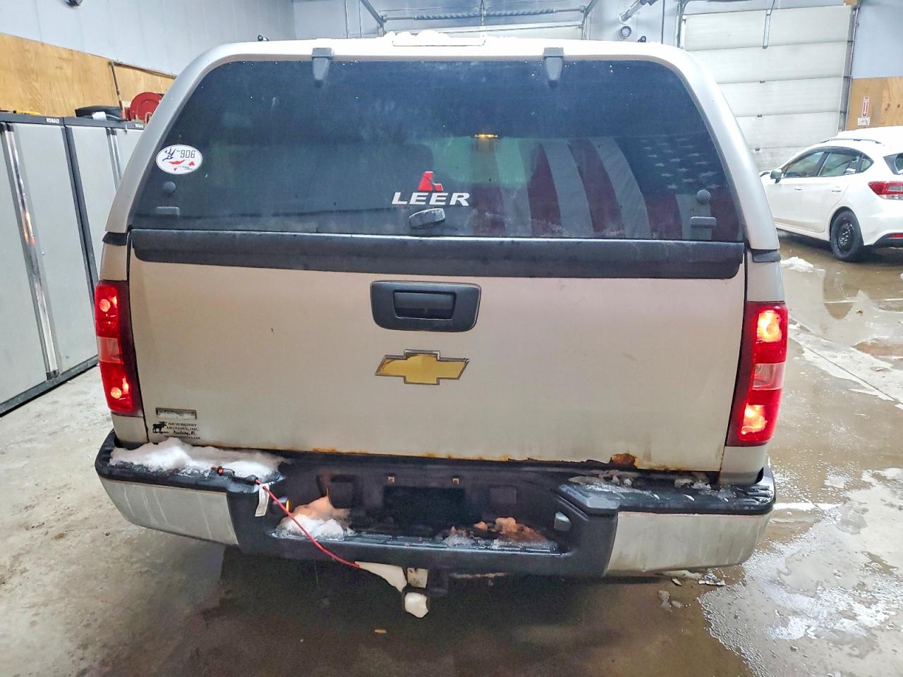 2010 CHEVROLET SILVERADO K1500 photo 6