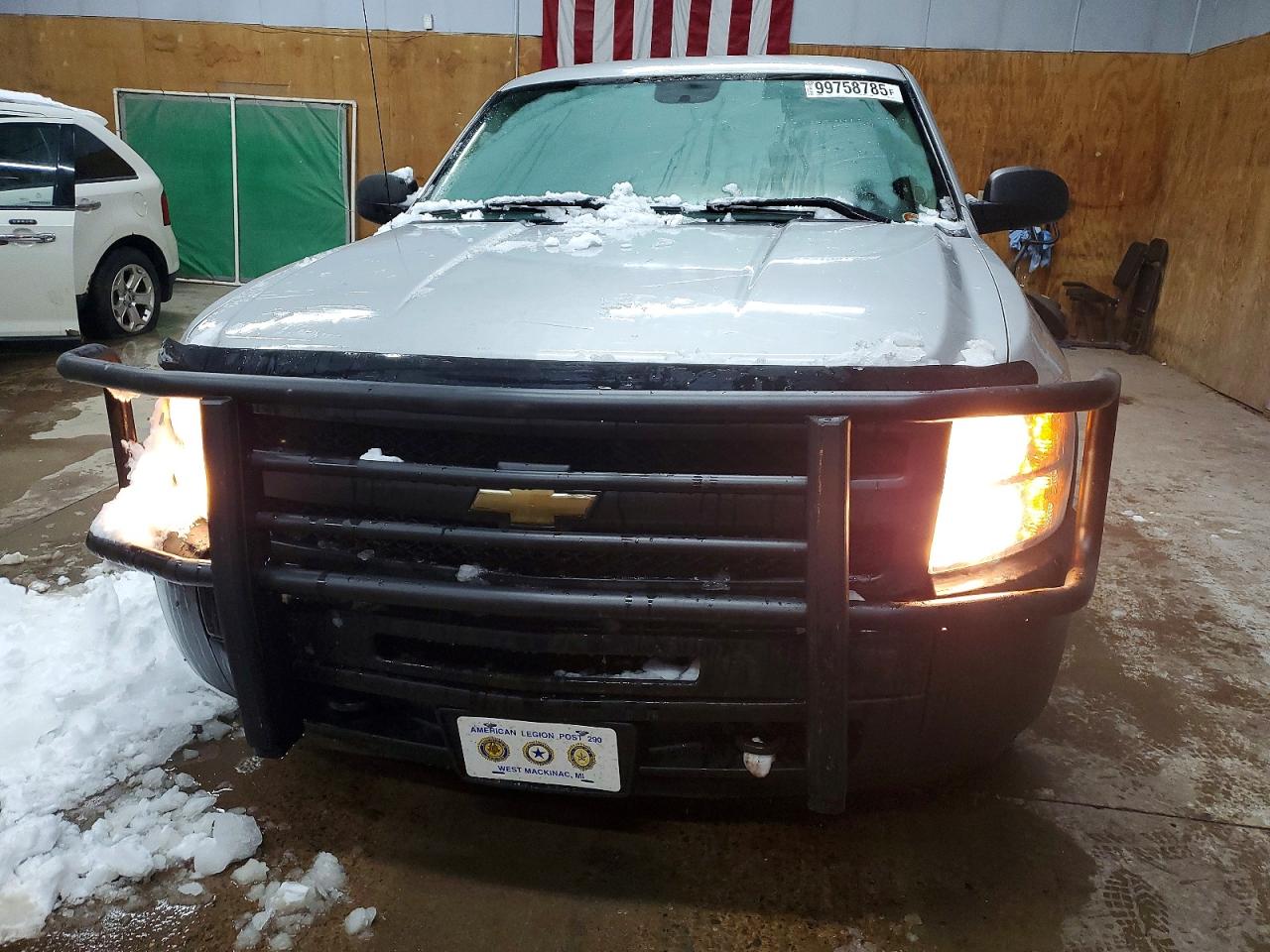 2010 CHEVROLET SILVERADO K1500 photo 5