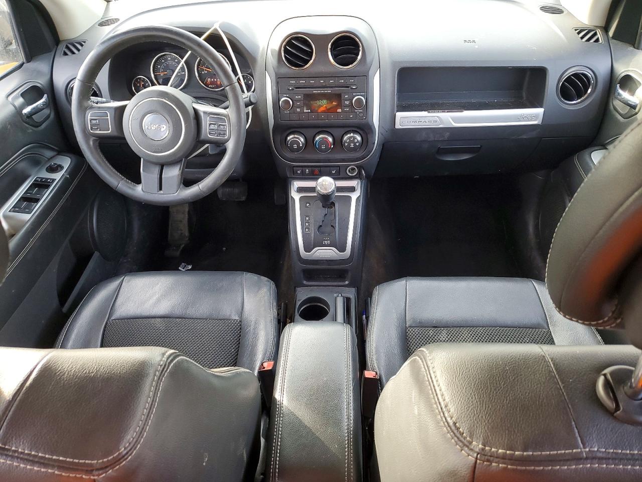 2014 JEEP COMPASS LATITUDE photo 8