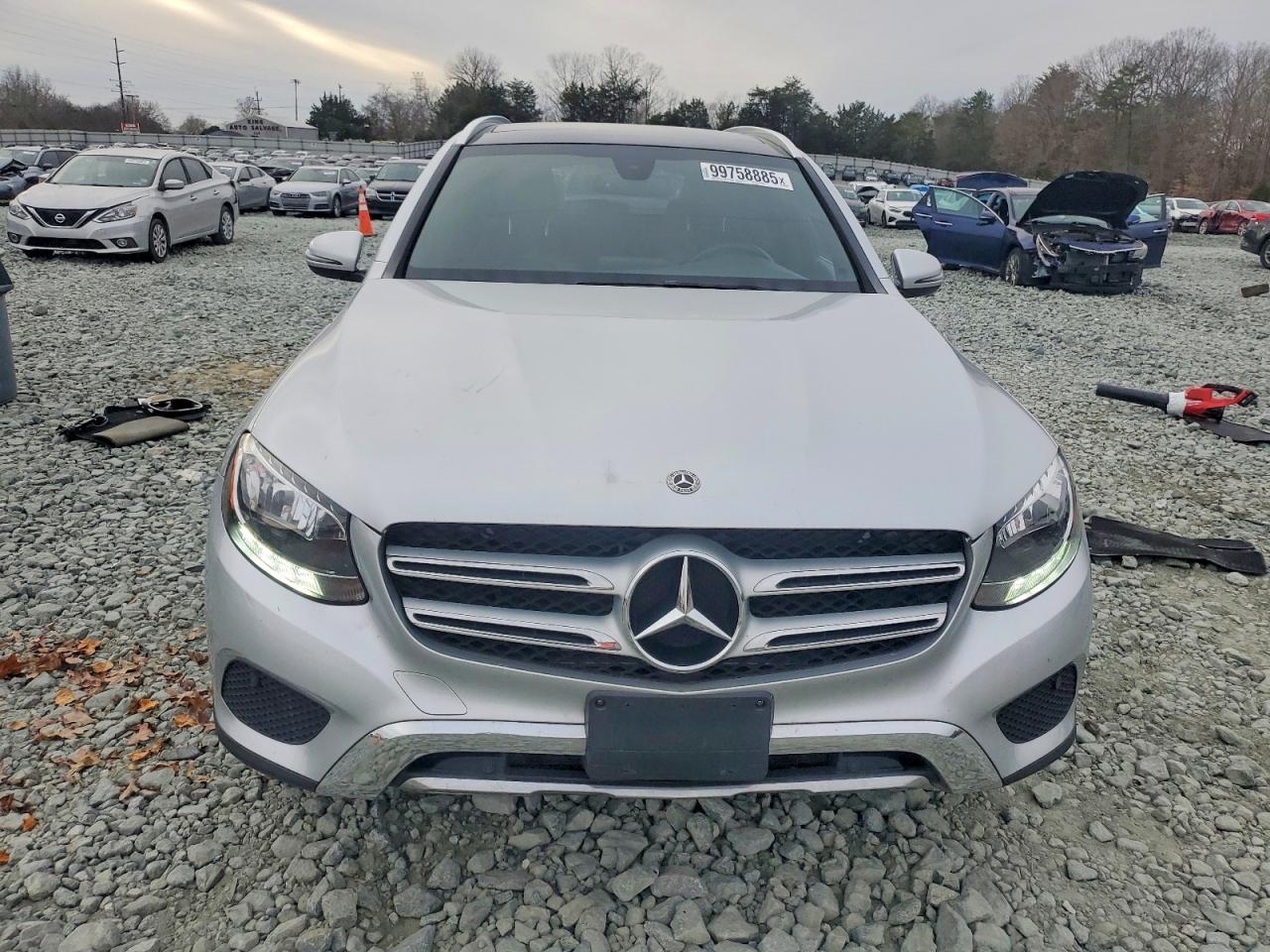 2018 MERCEDES-BENZ GLC 300 4MATIC photo 5
