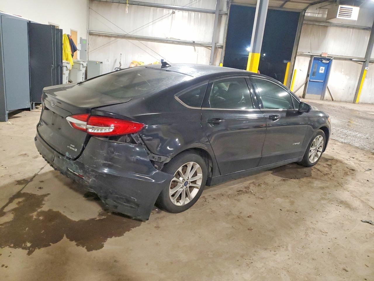 2019 FORD FUSION SE photo 3