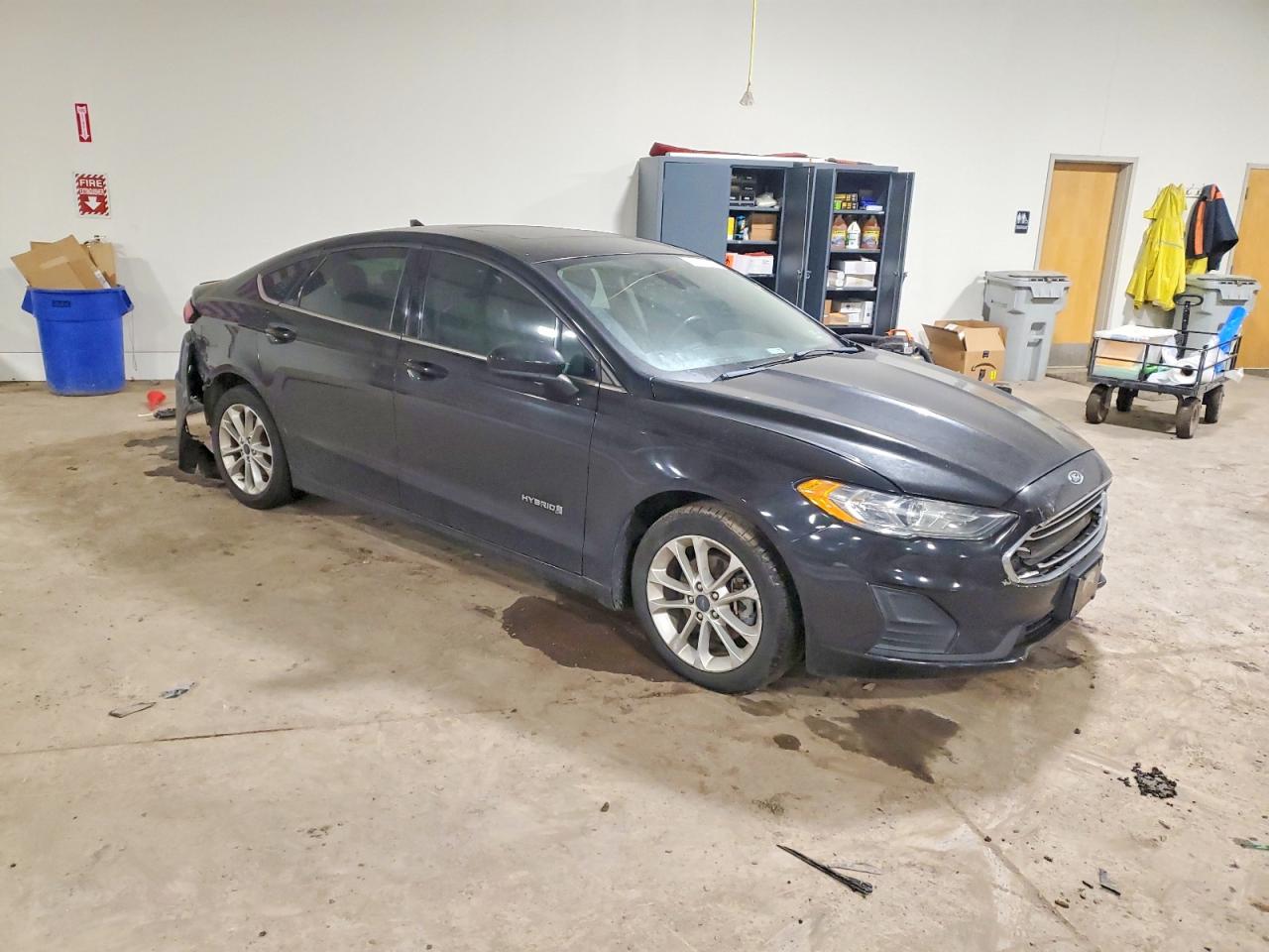 2019 FORD FUSION SE photo 4