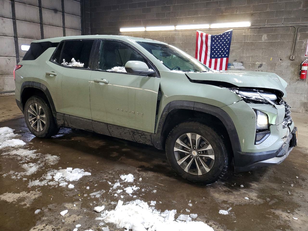 2026 CHEVROLET EQUINOX LT photo 4