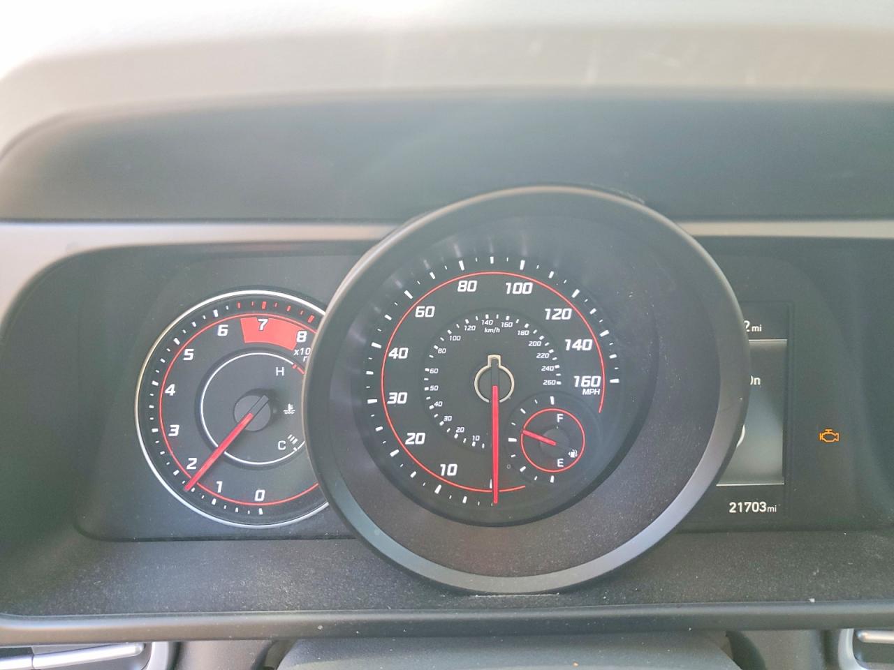 2023 HYUNDAI ELANTRA SEL photo 9