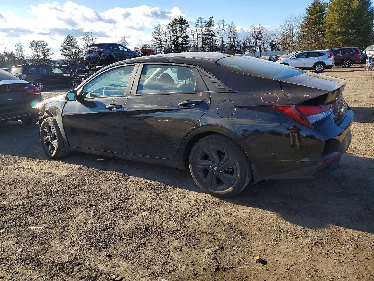 2023 HYUNDAI ELANTRA SEL photo 2