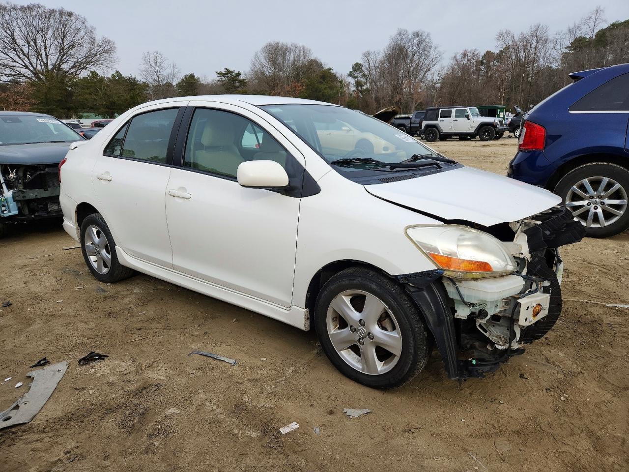 2008 TOYOTA YARIS photo 4
