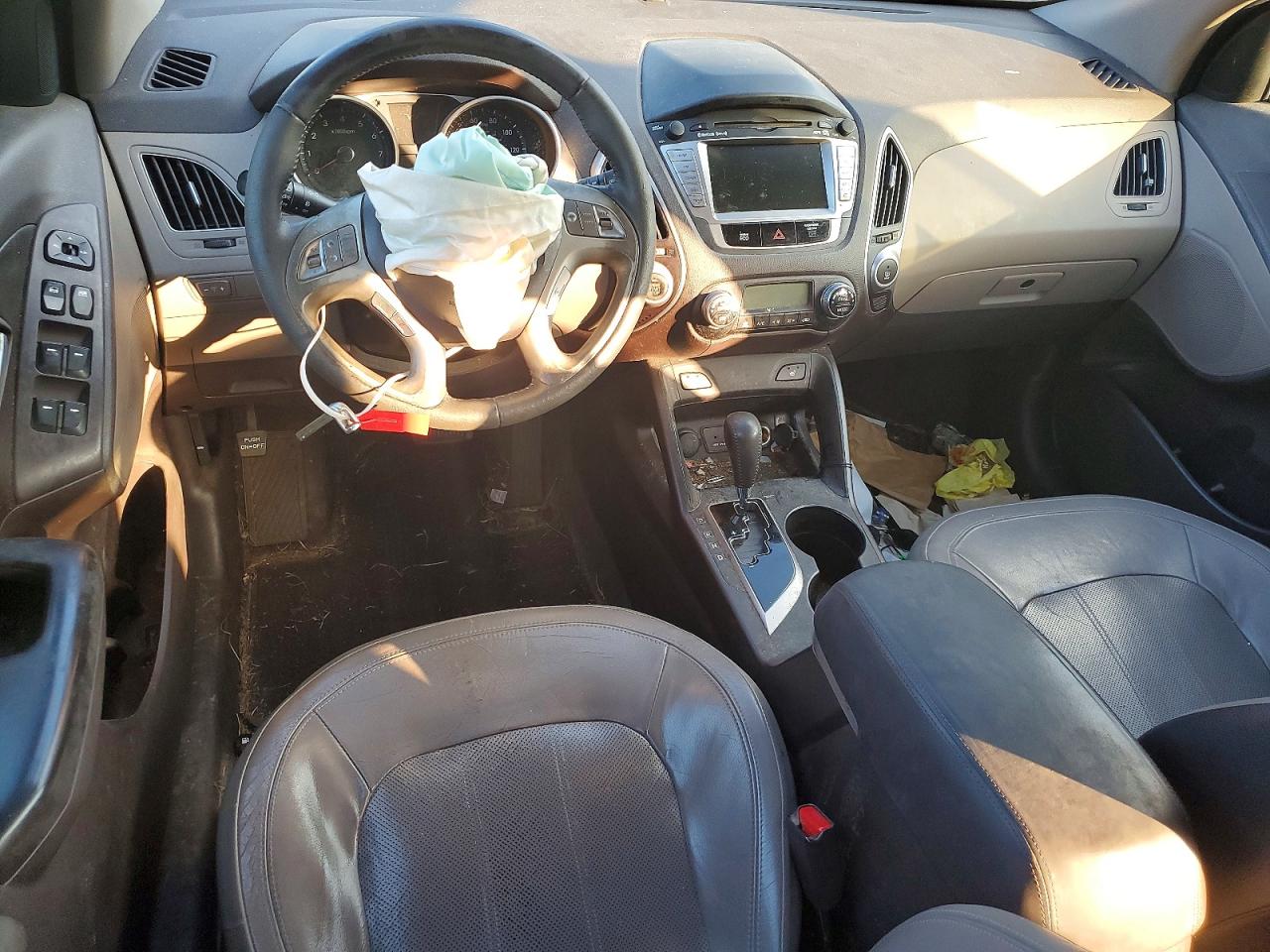 2013 HYUNDAI TUCSON GLS photo 8